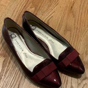 Anne Klein Patent Leather Flats Sz 6 M